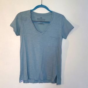 V-neck Tshirt